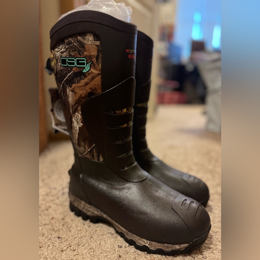 DSG OUTERWEAR RUBBER BOOT 2.0- 400 GRAMS NWT Size 11